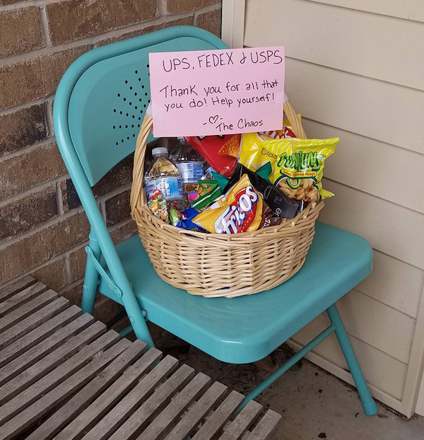 Hearts that are overflowing with kindness | theCHIVE | Humanity