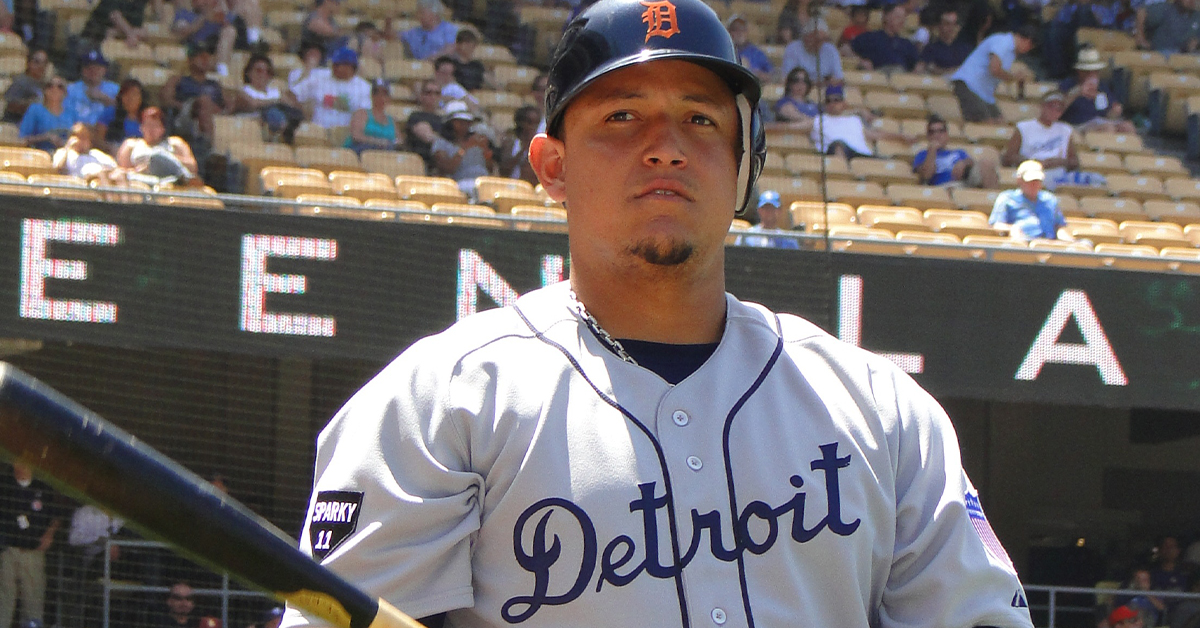 Welcome to the 3,000 Hit Club Miggy! (6 GIFs)