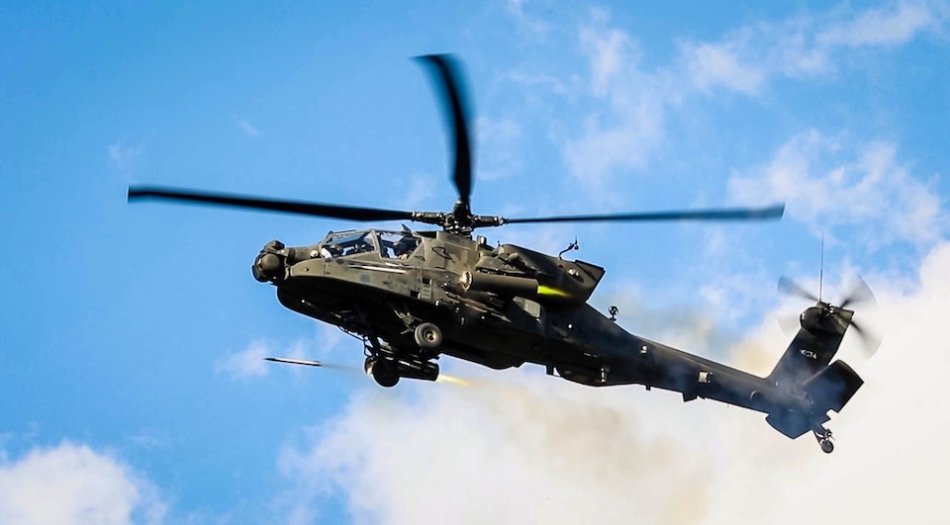 AH-64 Apache High-Res Best New Photos Firing Gun Rockets Missiles Long