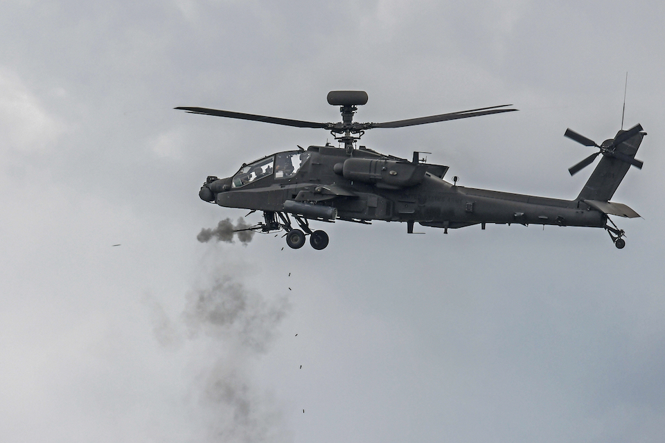 AH-64 Apache High-Res Best New Photos Firing Gun Rockets Missiles Long
