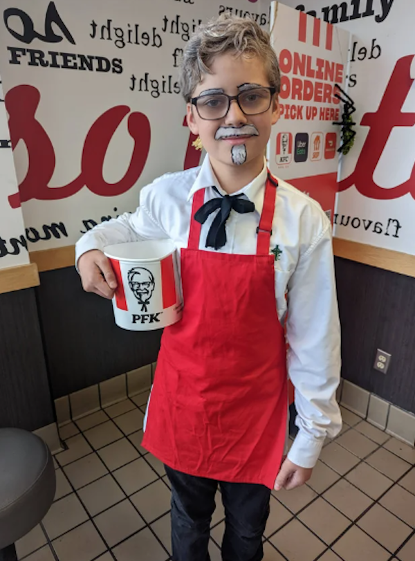 These costumes WON Halloween 2022 (40 Photos).