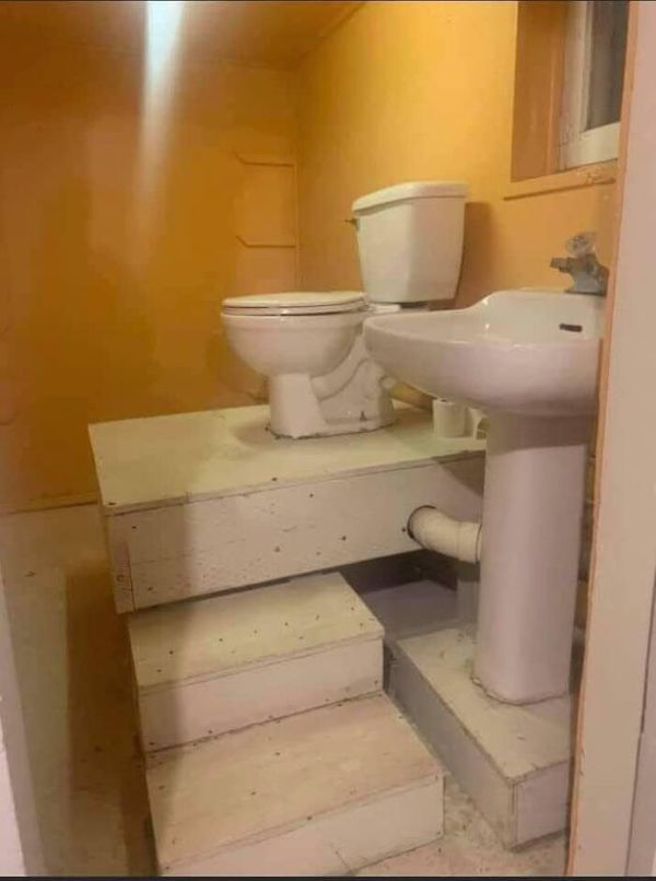 Construction fails that are both terrifying and hilarious (42 Photos)