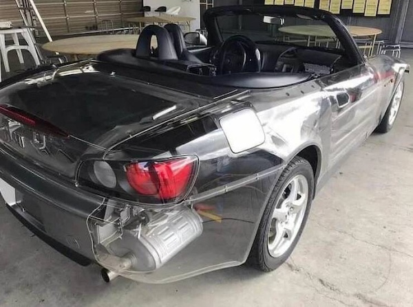 Bizarre cars that are modded beyond recognition