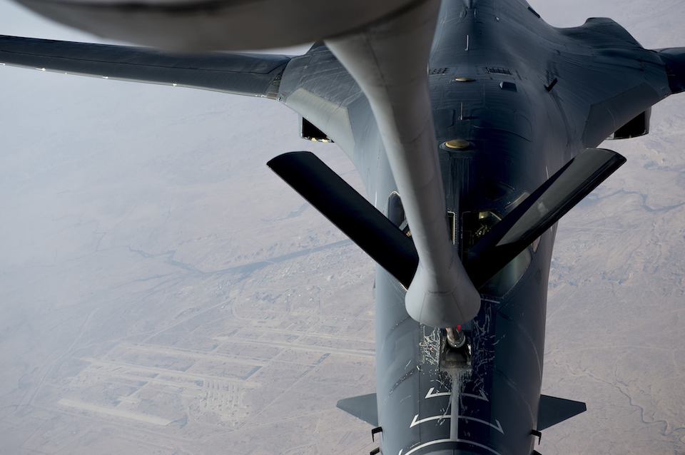 High-Res Flying Air Force Re-Fuel Aerial Photos Awesome Pilots Photos