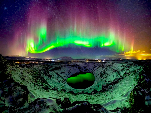 Otherworldly Photographs of the Breathtaking Cosmos (22 Pictures)