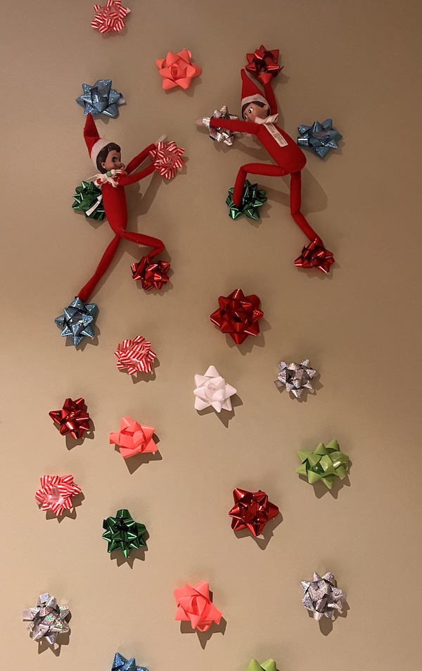 Creative Elf on the Shelf Photos with One Week Until Christmas!