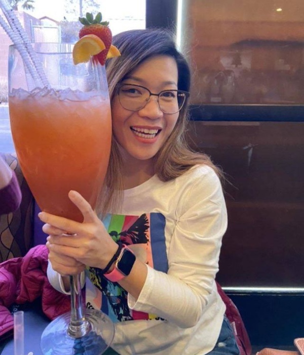 Cheers to you and Cheers to another weekend!