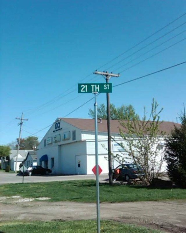 Strange signs that have us struggling to make sense of any of them