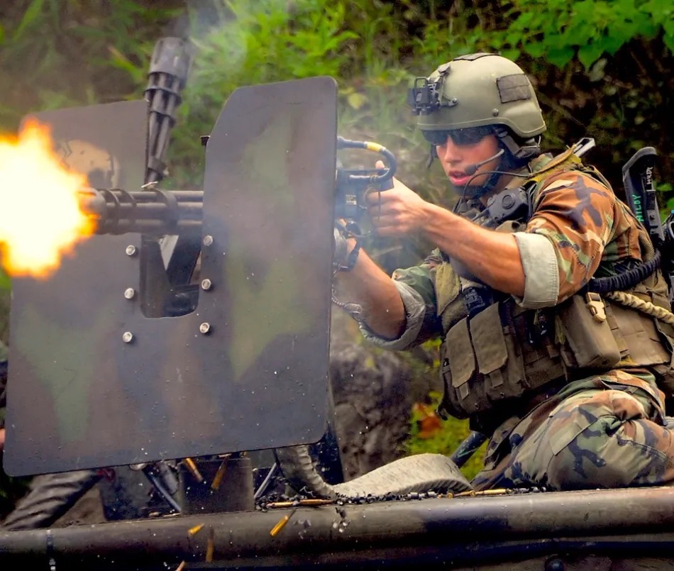 Perfectly Timed Bad-A$$ Weapons Fire in HIGH-RES Best Military Photos