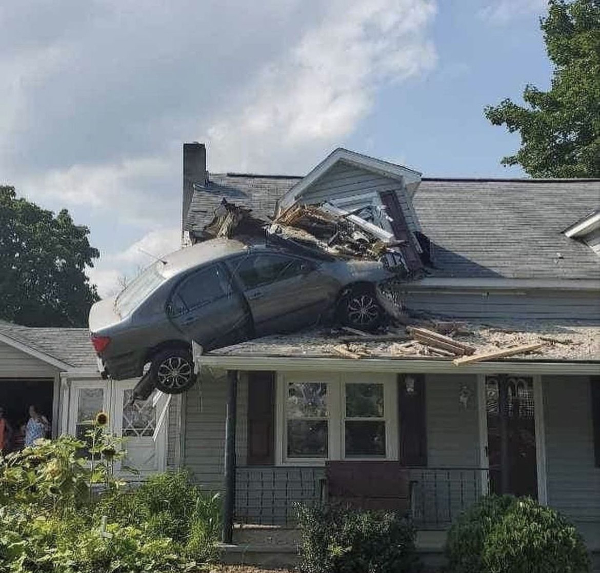 That'll Buff Out... (Car FAILs, FAIL GIFs)