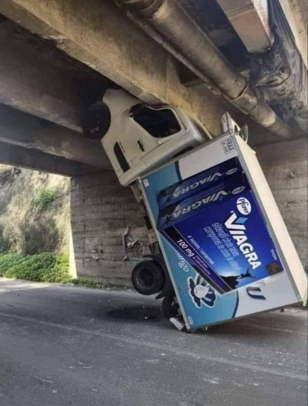 That'll Buff Out... (Car FAILs, FAIL GIFs)