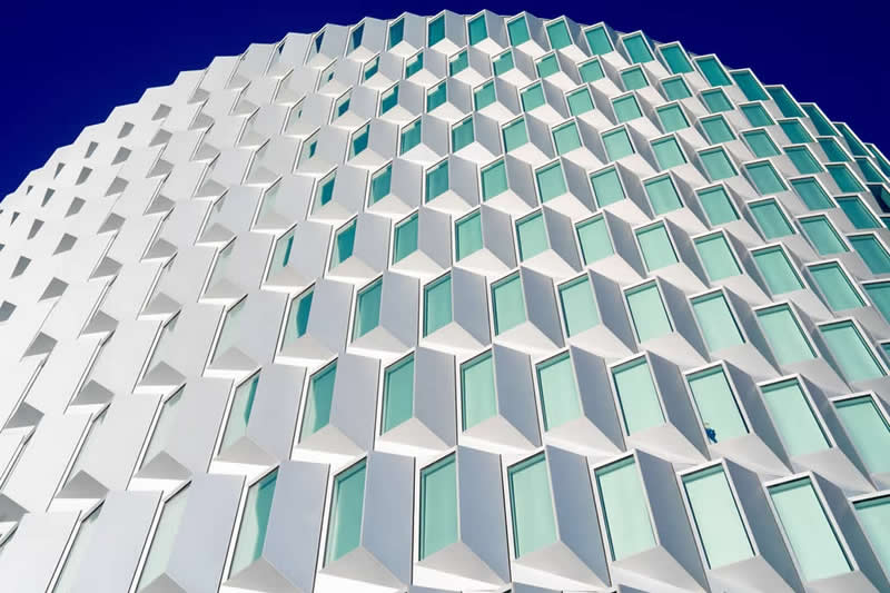 Cool Buildings That Show the Extent of Human Ingenuity