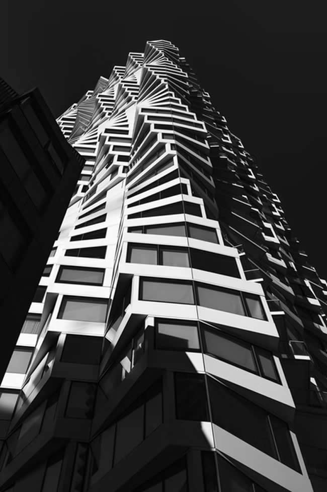 Cool Buildings That Show the Extent of Human Ingenuity