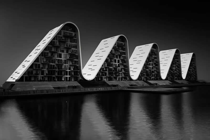 Cool Buildings That Show the Extent of Human Ingenuity