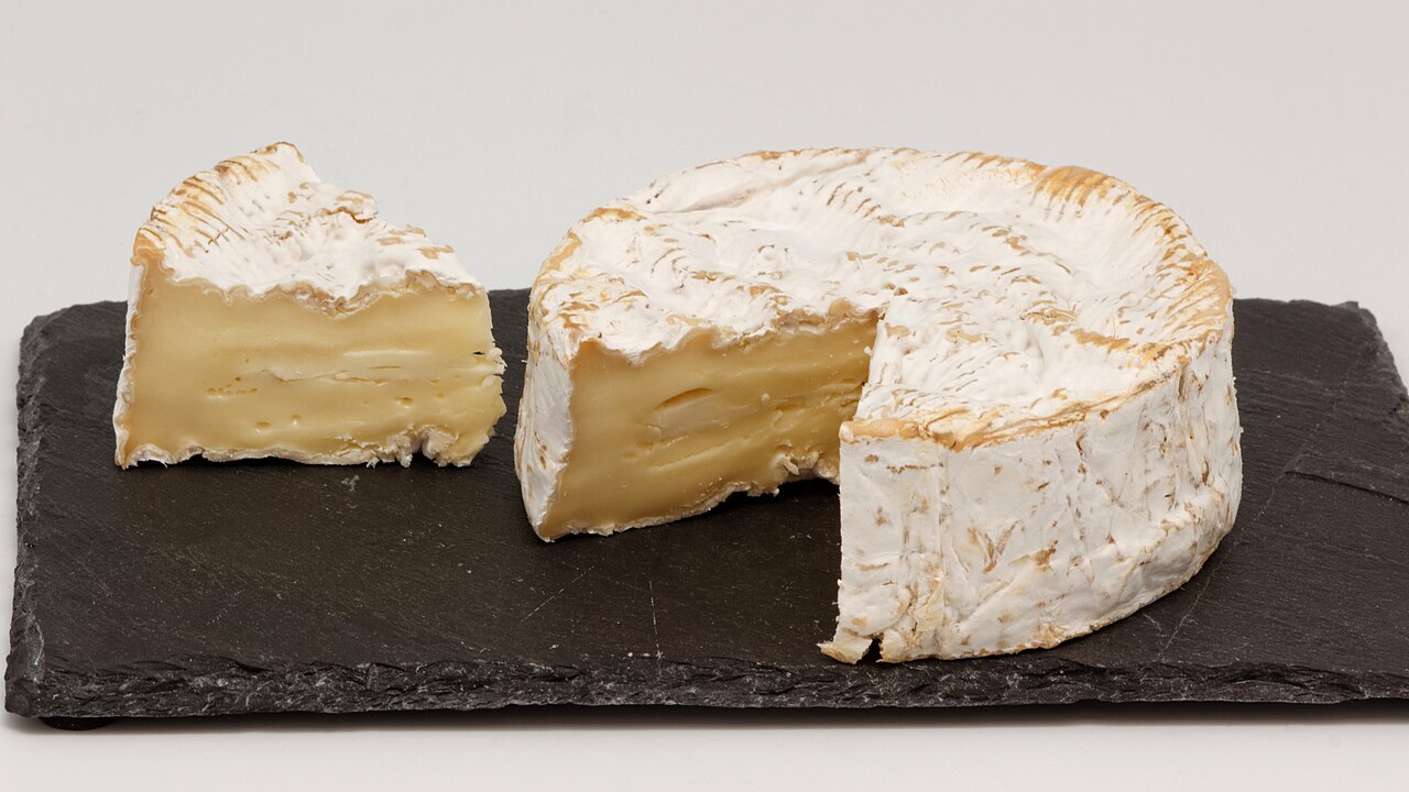 Bon Appetit: Ranking the Funkiest and Smelliest Cheeses