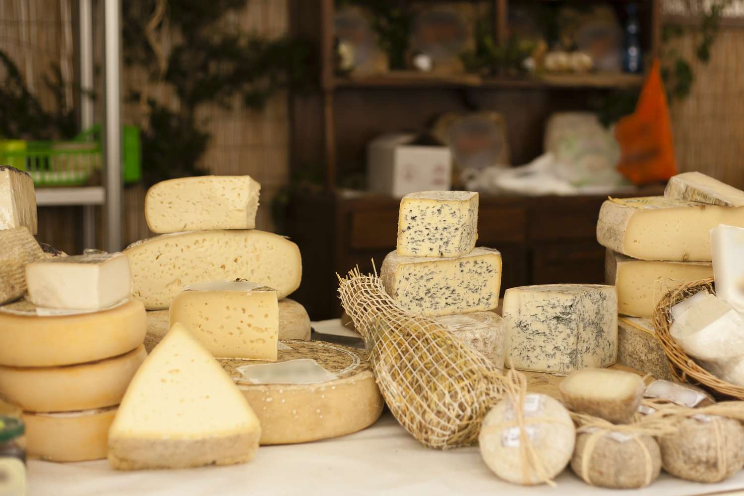 Bon Appetit: Ranking the Funkiest and Smelliest Cheeses